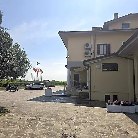 Hotel Mh Merica 2*